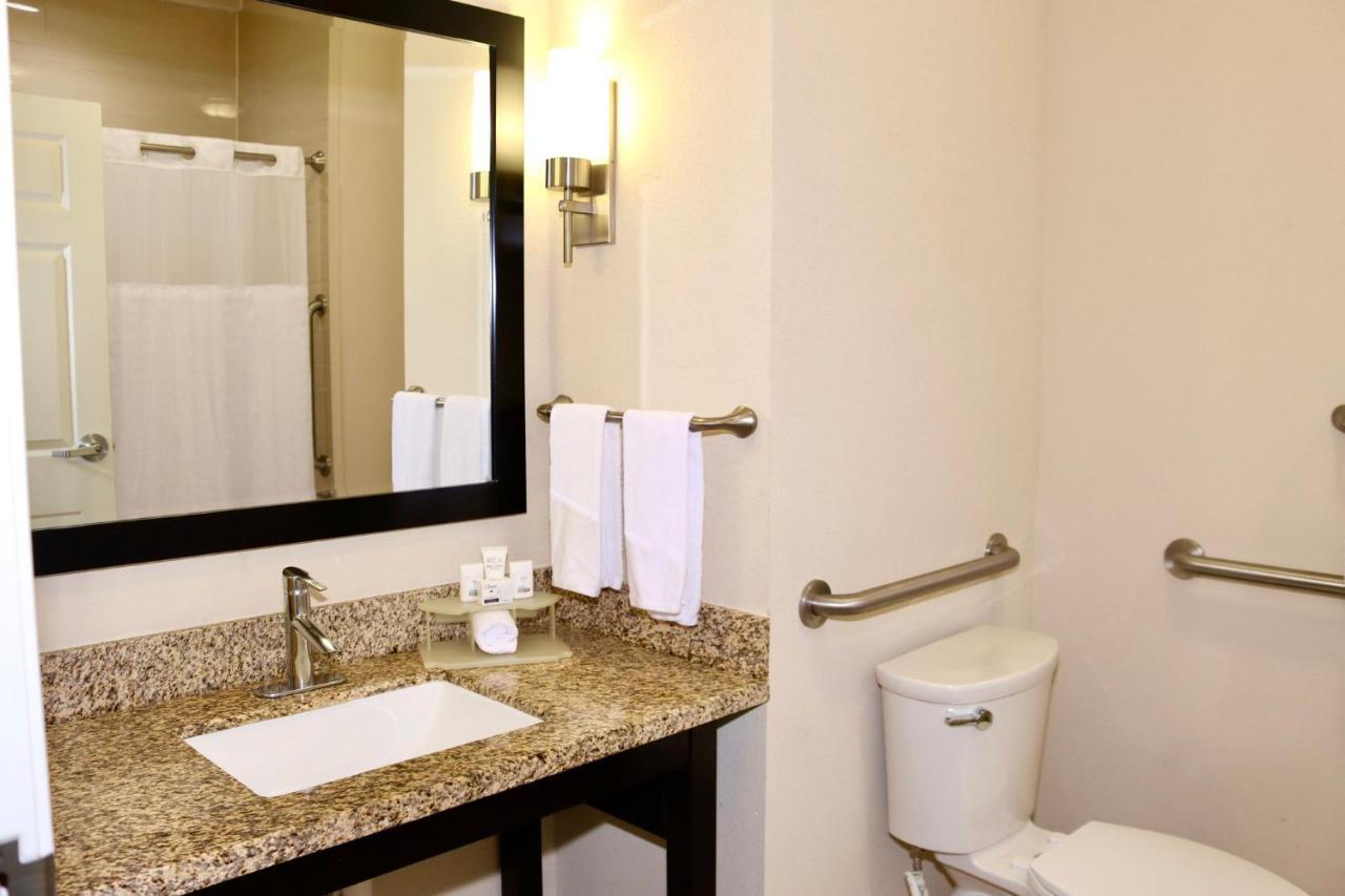 Holiday Inn Express & Suites Houston Northwest-Brookhollow By Ihg Buitenkant foto