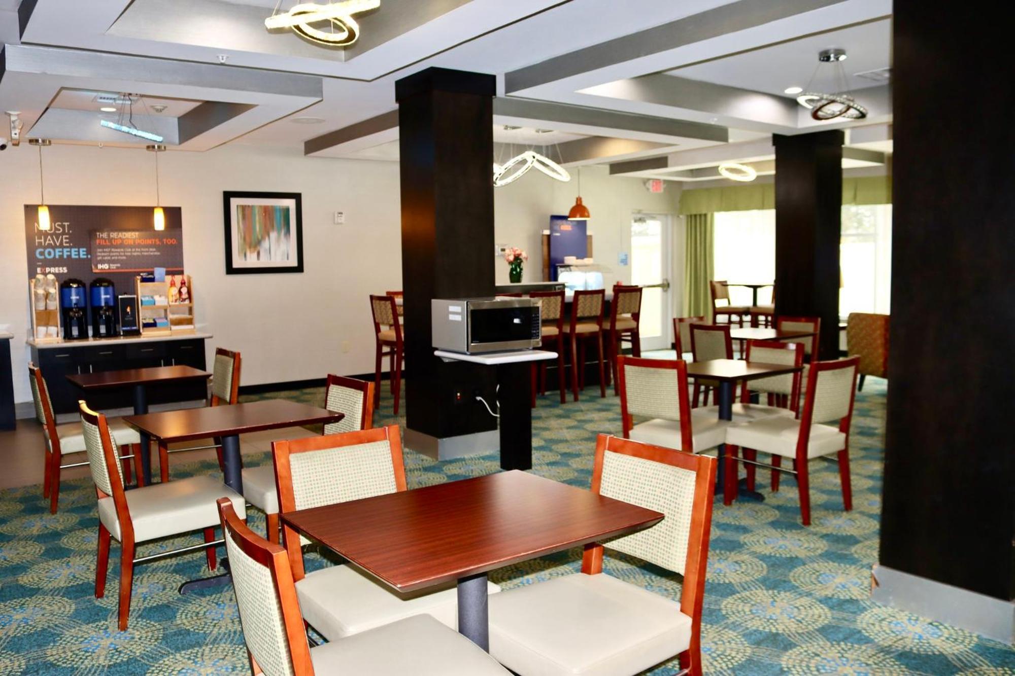 Holiday Inn Express & Suites Houston Northwest-Brookhollow By Ihg Buitenkant foto