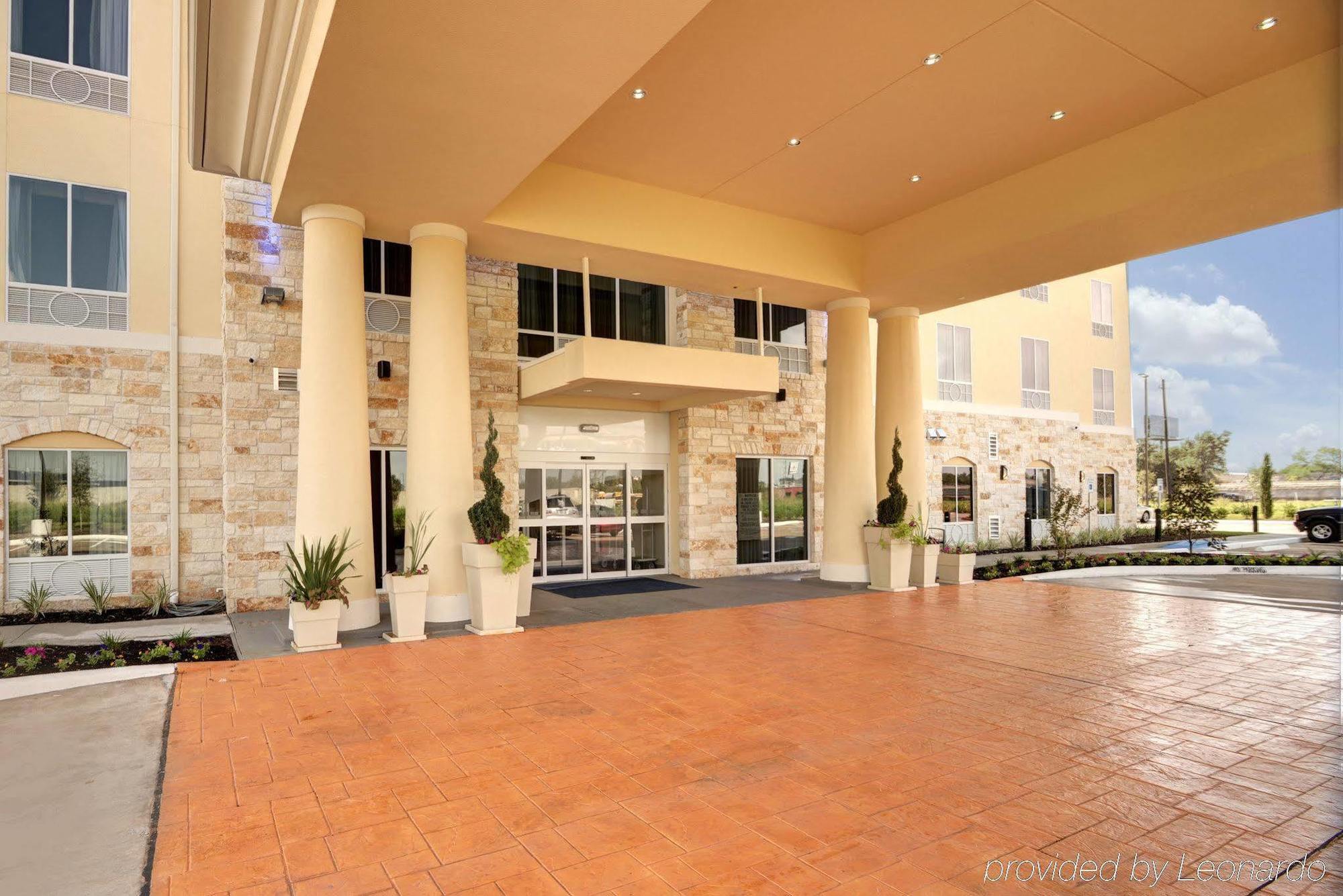 Holiday Inn Express & Suites Houston Northwest-Brookhollow By Ihg Buitenkant foto