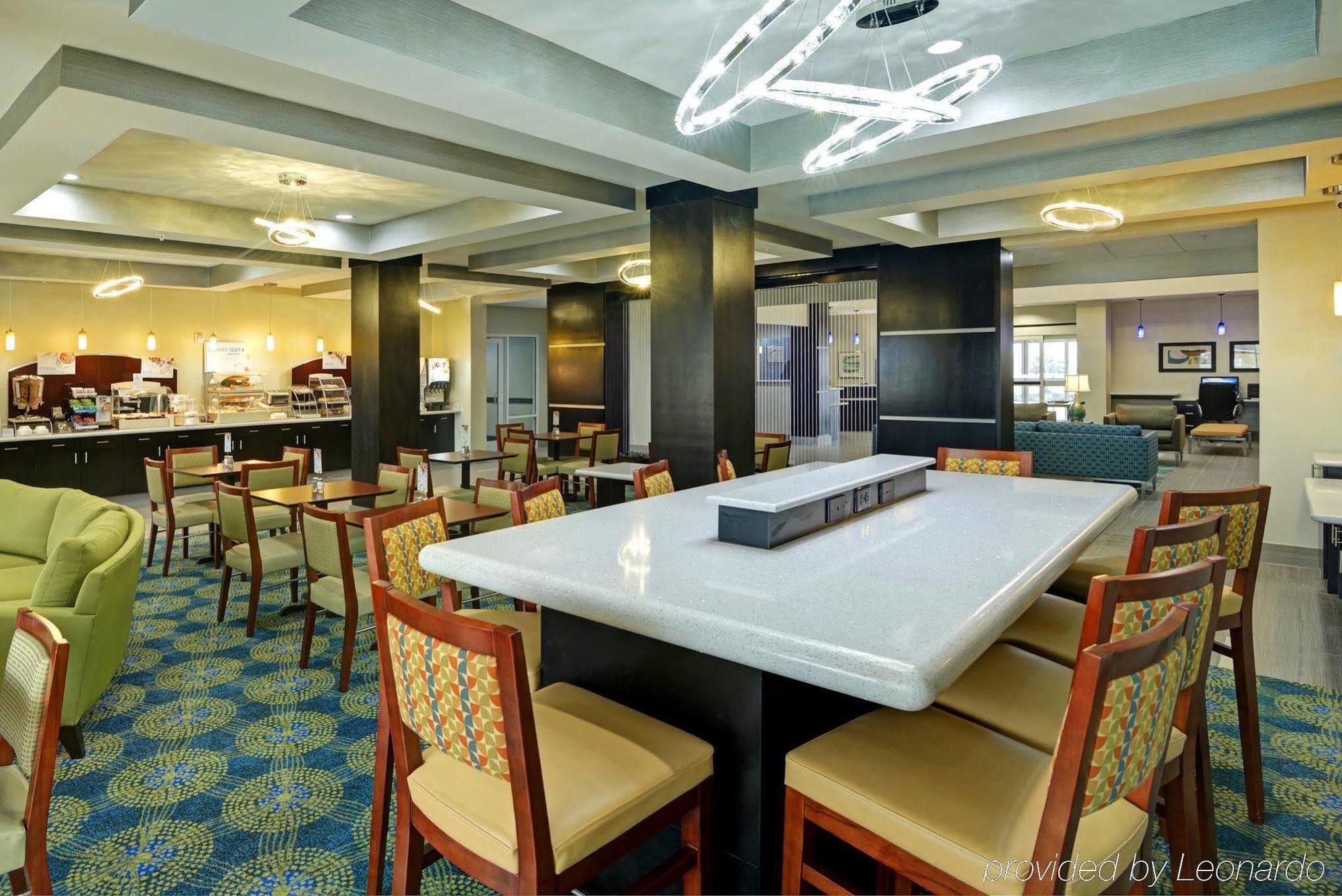 Holiday Inn Express & Suites Houston Northwest-Brookhollow By Ihg Buitenkant foto